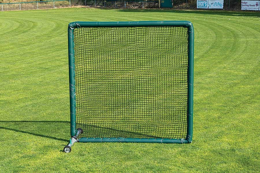 Beacon Athletics 8 x 8 Infield Screen, protective screens: photo from Beacon Athletics