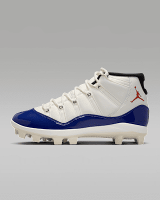 Nike Jordan 11 Retro MCS, molded cleats: photo from Nike