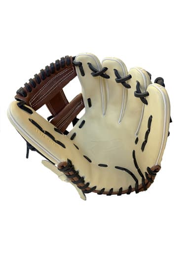 Phoenix Bats X96 Infield Fielding Glove, infield gloves: photo from Phoenix Bats