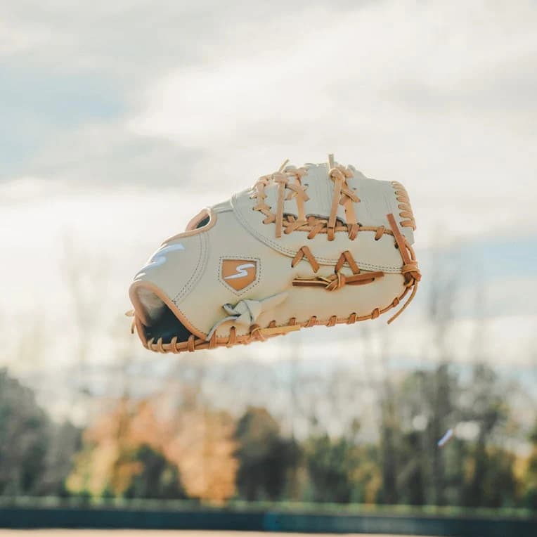 Stinger Sports Stinger Sand Series 12.75" Baseball First Base Mitt, first base mitts: photo from Stinger Sports