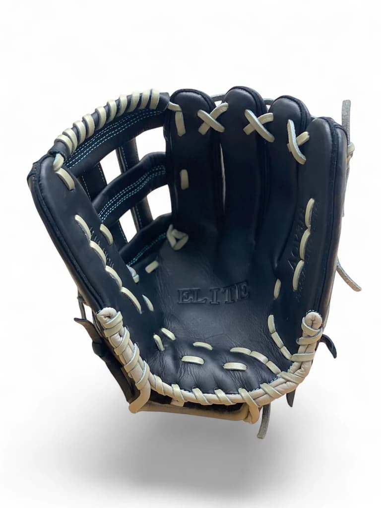 Akadema ACV 318 (12.25 inch) Infield/Pitcher, utility gloves: photo from Akadema