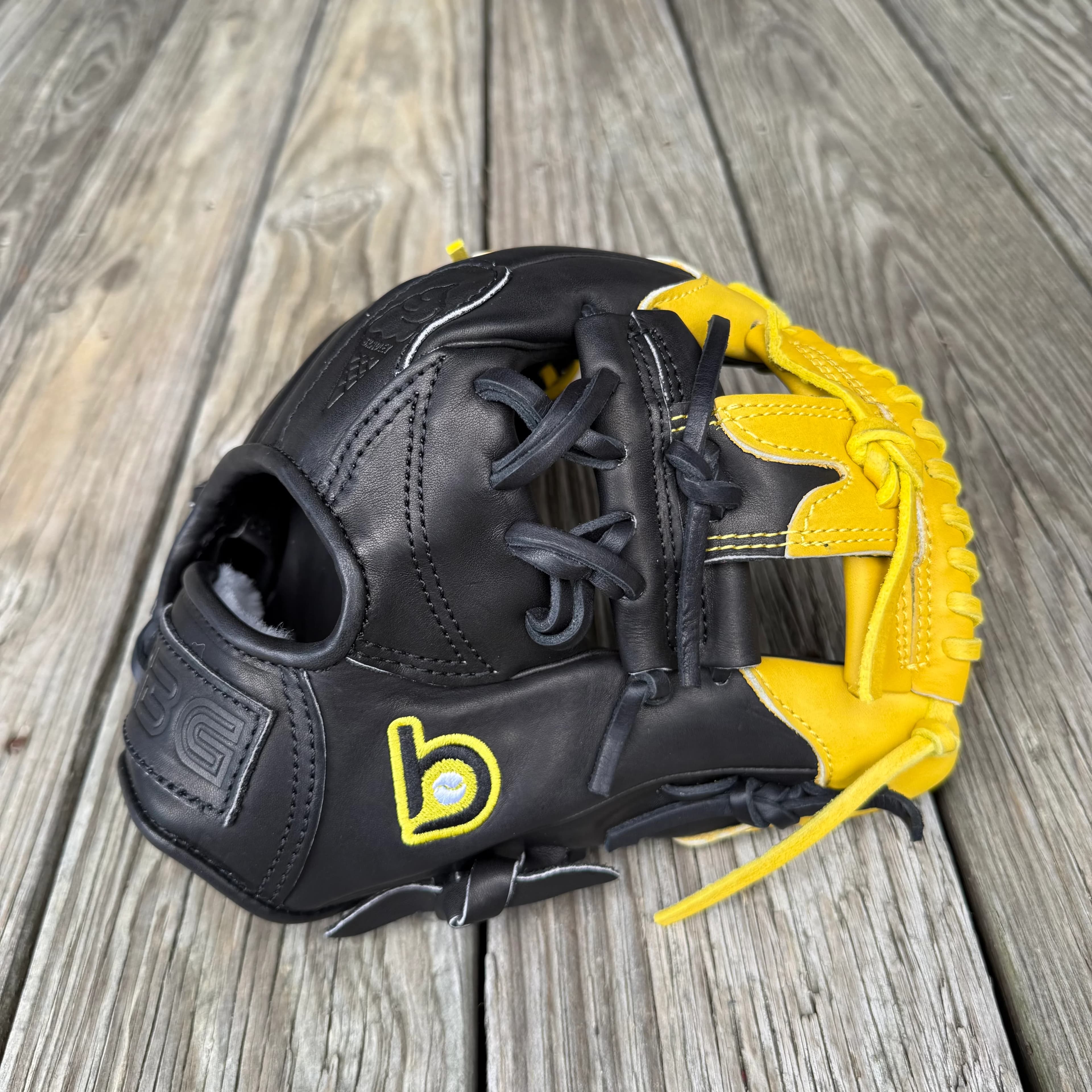 Bradley Gloves I-Web, BBG LTD Black Ice Series Clearance 20% Off at Checkout, infield gloves: photo from Bradley Gloves