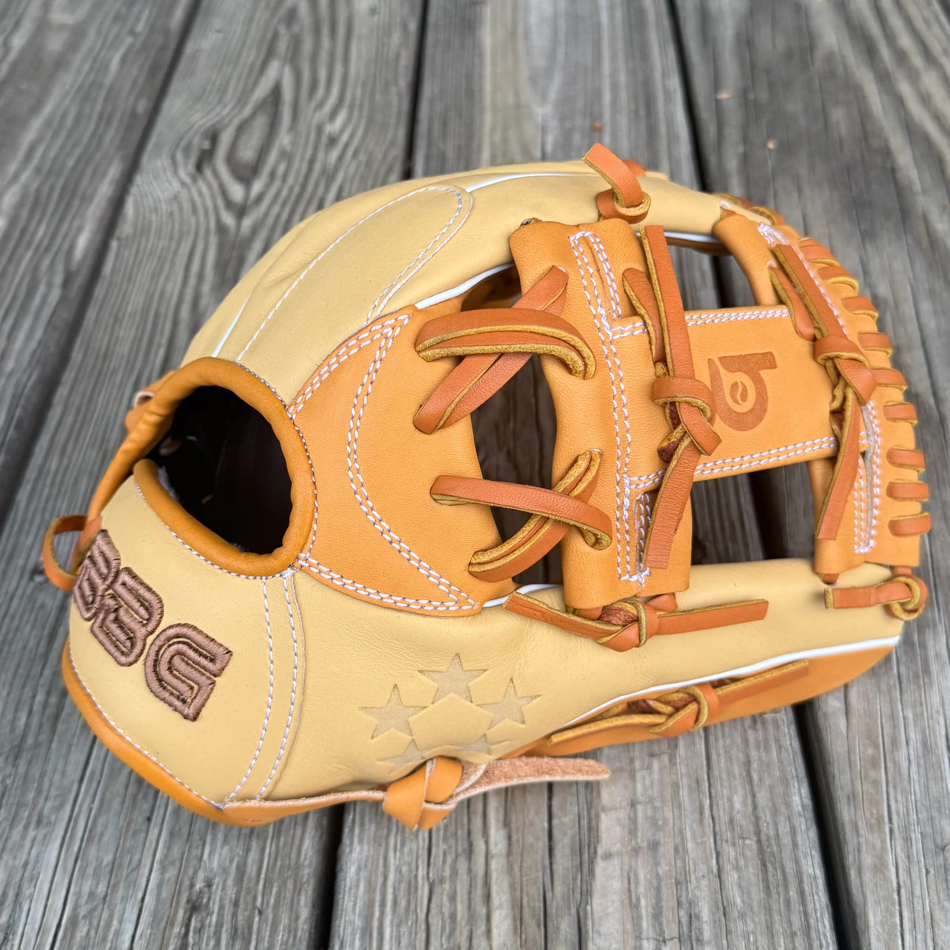 Bradley Gloves I-Web, Next Play BBG Limited Edition Texas Steerhide,5-Star Camel/Tan, youth gloves: photo from Bradley Gloves