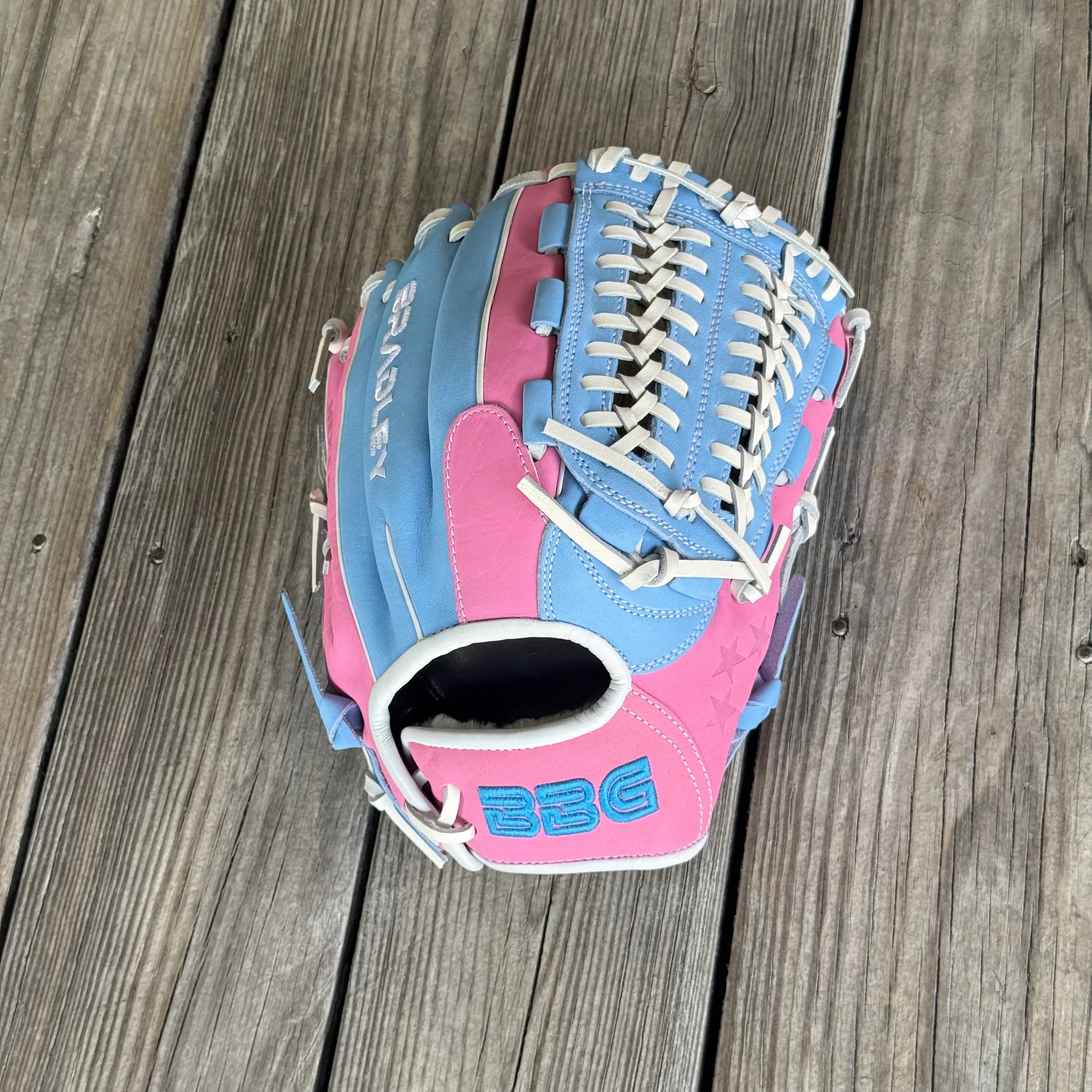 Bradley Gloves Trident Trap Web, Next Play 5-Star Limited Edition Pro Kip, Cotton Candy, youth gloves: photo from Bradley Gloves