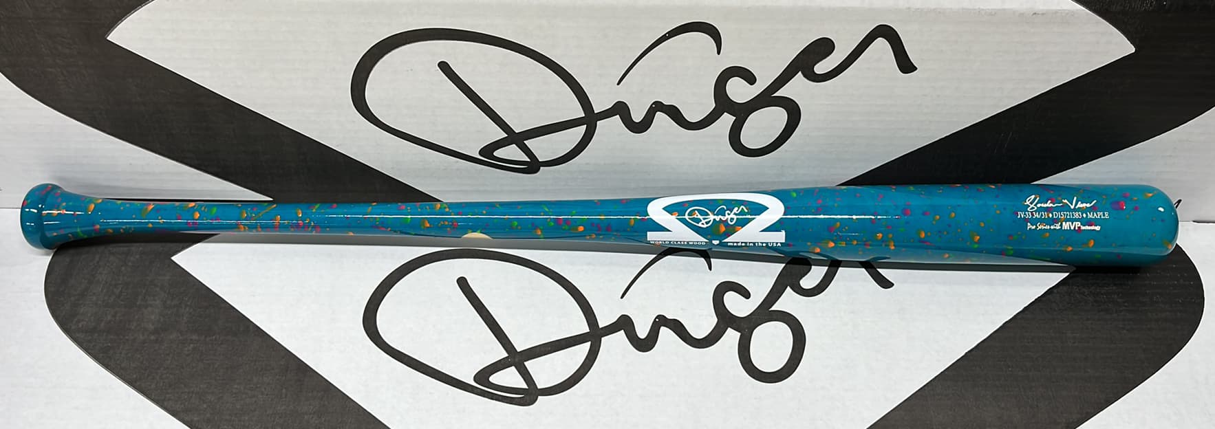 Dinger Bats Limited Edition MC-XIII, game wood bats, adult: photo from Dinger Bats