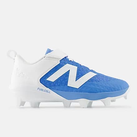 New Balance FuelCell 4040 v8 Molded, molded cleats: photo from New Balance