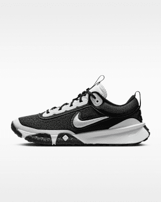 Nike Air Diamond Varsity Turf, turf shoes and trainers: photo from Nike