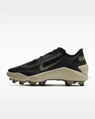 Nike Diamond Showcase MCS, molded cleats: photo from Nike