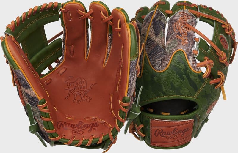 Rawlings Exclusive Heart of the Hide 11.75-Inch Hunter's Glove, Right Hand Throw, infield gloves: photo from Rawlings