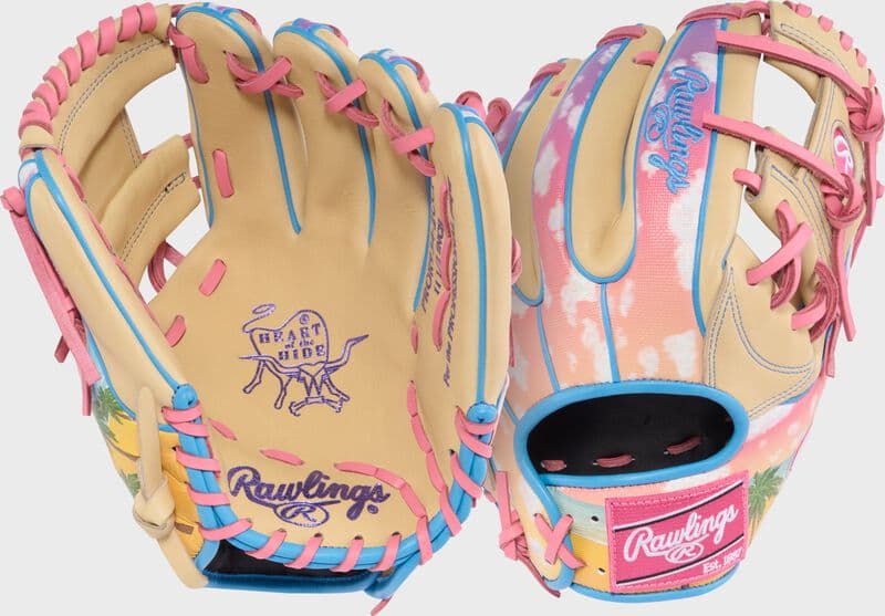 Rawlings 2026 Spring Training Heart of the Hide 11.5 in Glove, Right Hand Throw, infield gloves: photo from Rawlings