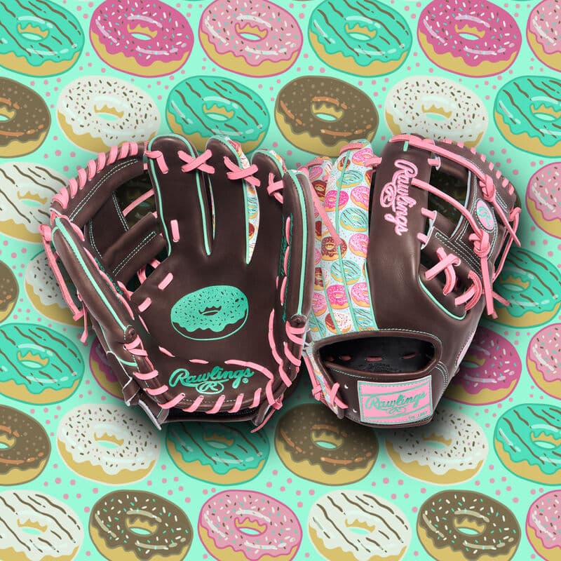 Rawlings Doughnut Heart of the Hide 11.5 in Infield Glove, Right Hand Throw, infield gloves: photo from Rawlings
