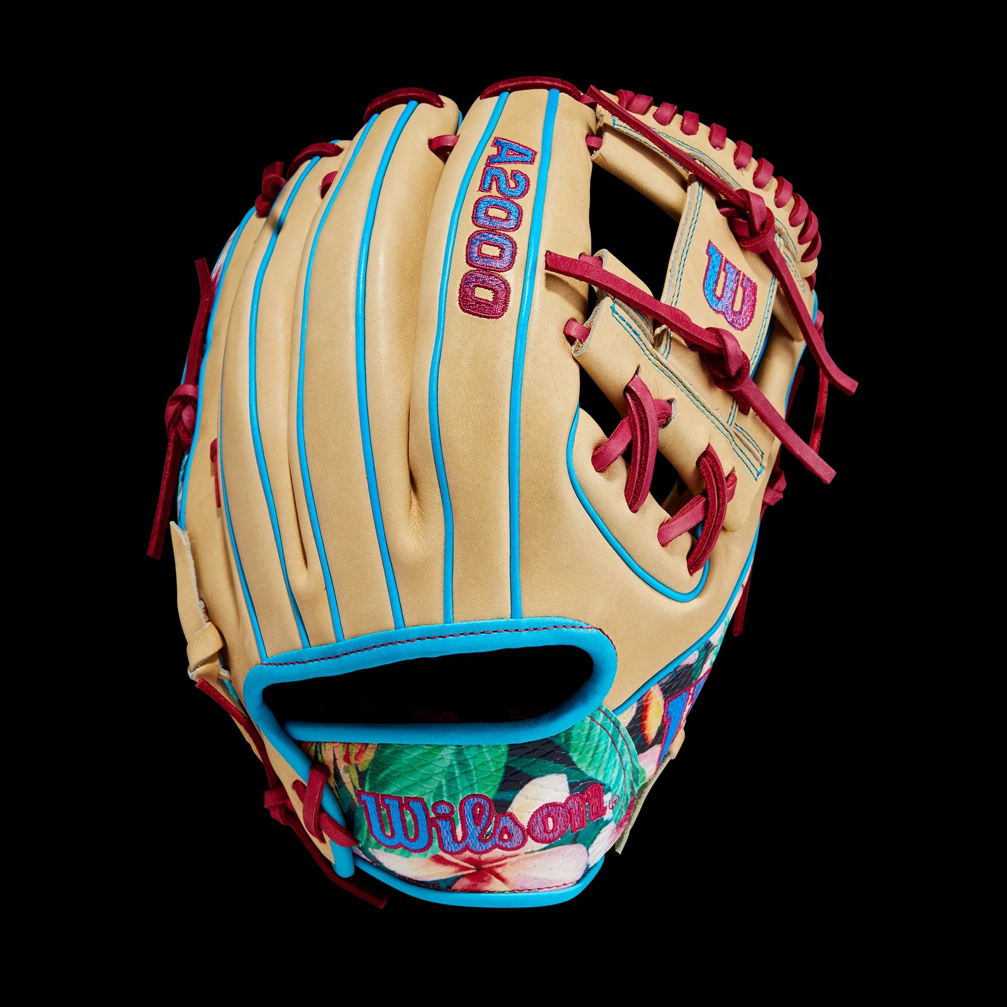 Wilson 2023 Omaha Spring Break A2000 1975SS 11.75” Infield Baseball Glove, infield gloves: photo from Wilson